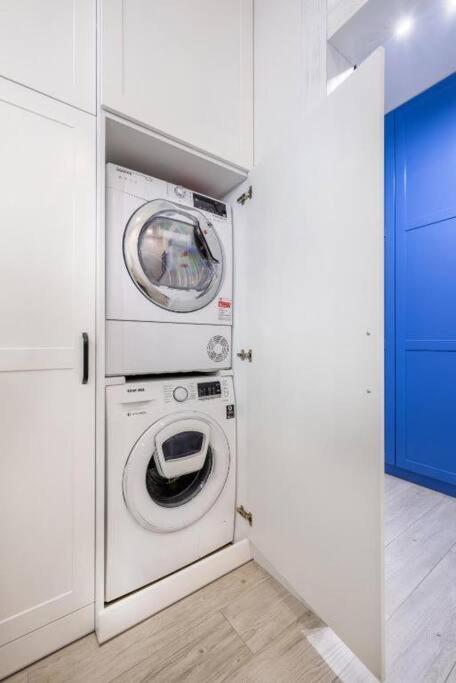14 Apartament Ptak Szpital Kopernika Szpital Matki Polki Mandoria Orientarium Atlas Arena Plac Zabaw - Zamojska 20A M14 Parking Bezplatny وودج المظهر الخارجي الصورة